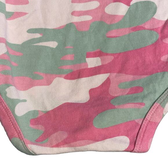 John Deere Tractor 6-9 months Baby Camo One Piece Short Sleeve Camouflage Pink - Picture 9 of 11